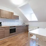 - 2 Schlafzimmer Monteurwohnung - Vollausgestattete Kueche - Wifi