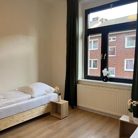 - 2 Schlafzimmer Monteurwohnung - Vollausgestattete Kueche - Wifi * 뒤스부르크