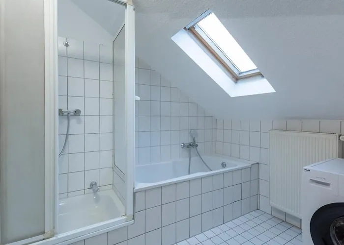 Apartment - 2 Schlafzimmer Monteurwohnung - Vollausgestattete Küche - Wifi Duisburg