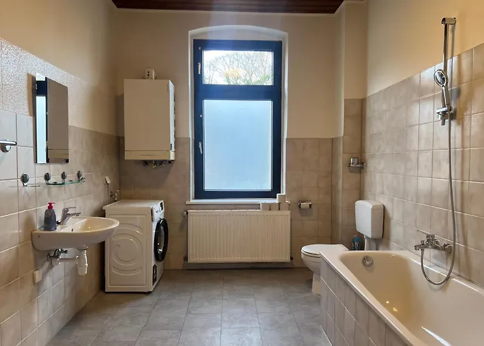 - 2 Schlafzimmer Monteurwohnung - Vollausgestattete Kueche - Wifi Appartement *