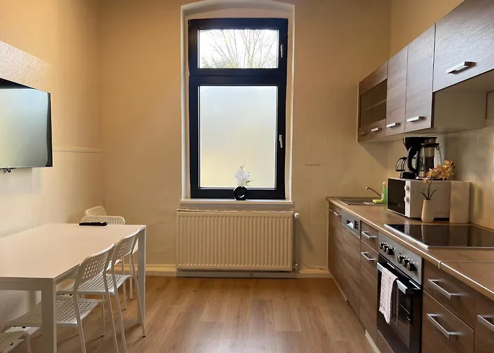 - 2 Schlafzimmer Monteurwohnung - Vollausgestattete Kueche - Wifi Appartement